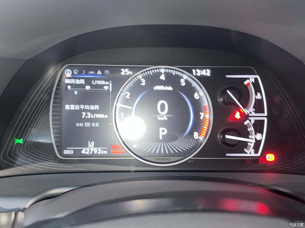 Lexus ES, 2022 12