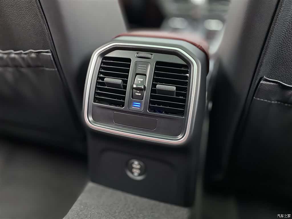 Porsche Macan, 2023 23