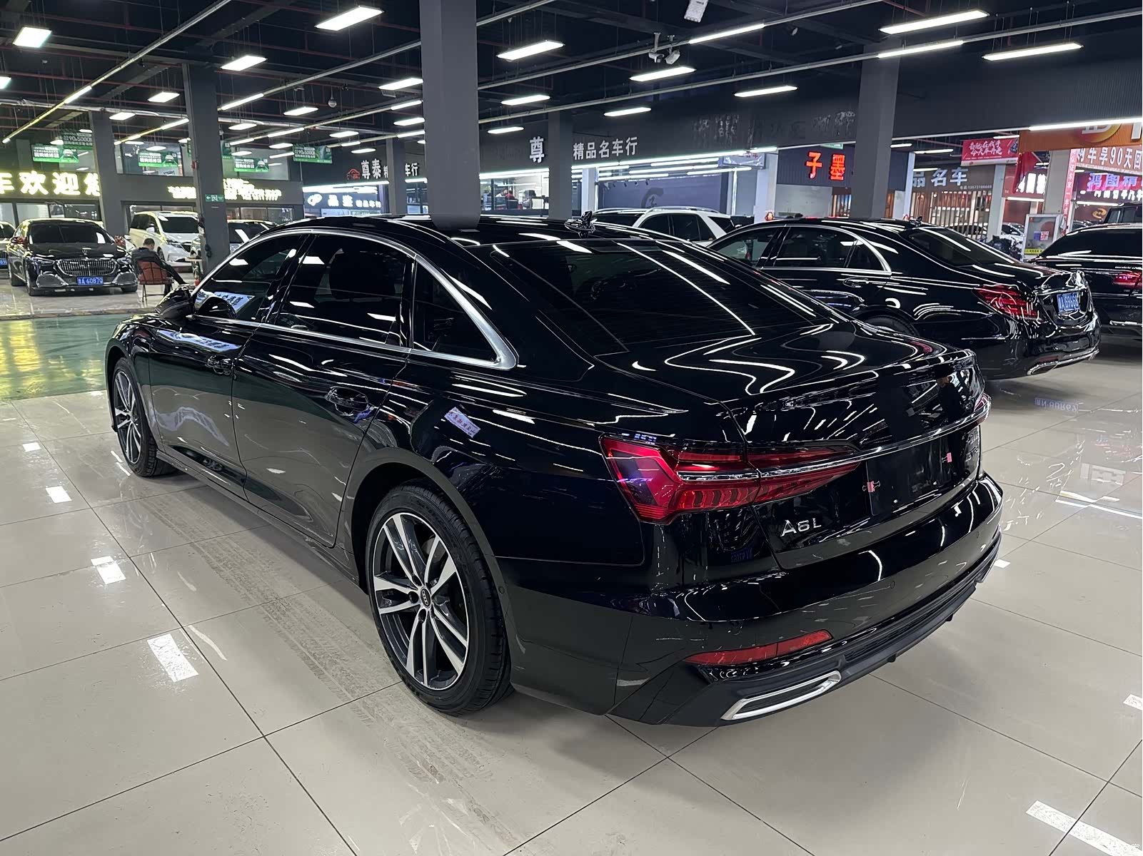 Audi A6L, 2022 4