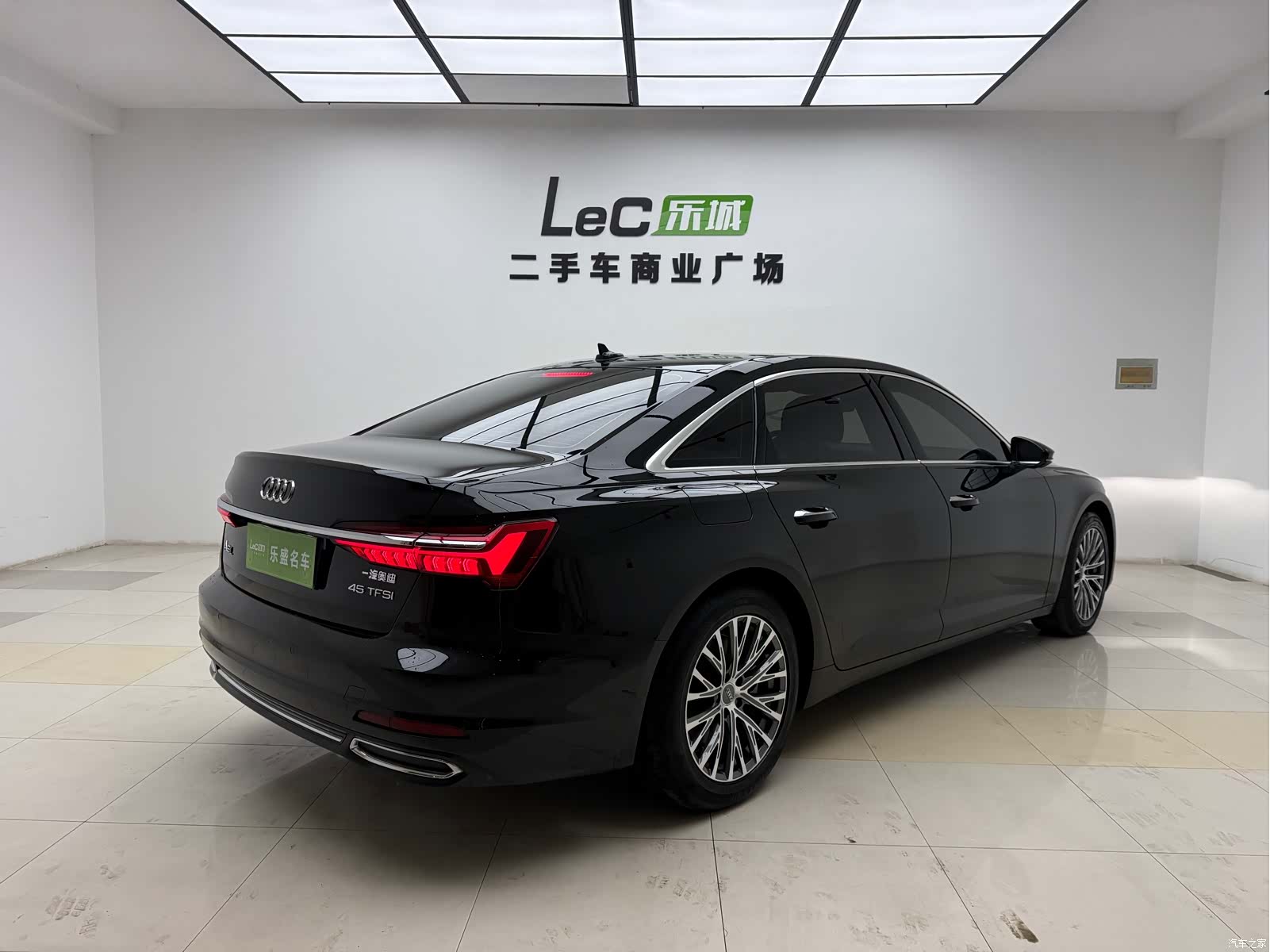 Audi A6L, 2020 все фото