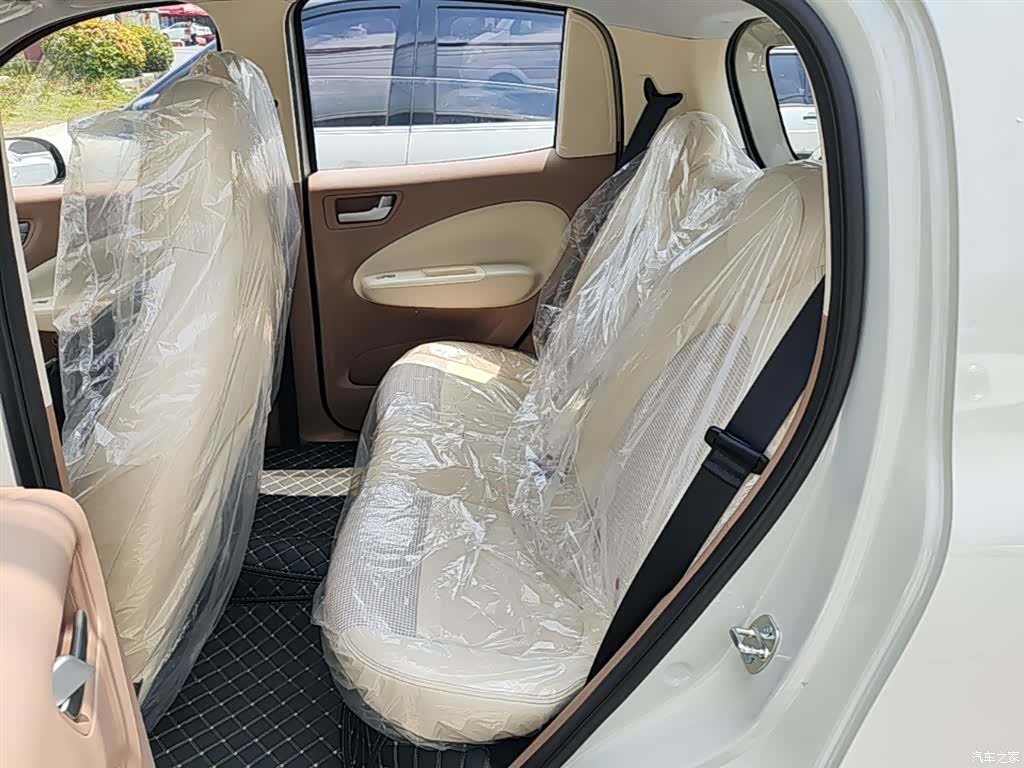 Wuling MINIEV, 2026 17