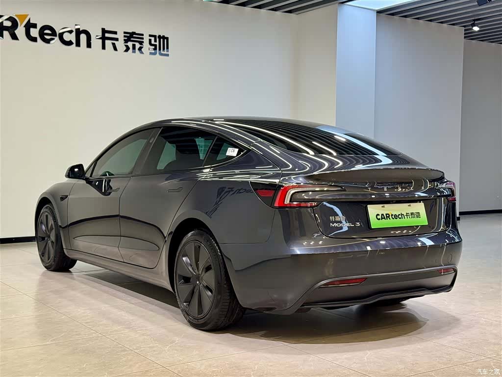 Tesla Model 3, 2024 6