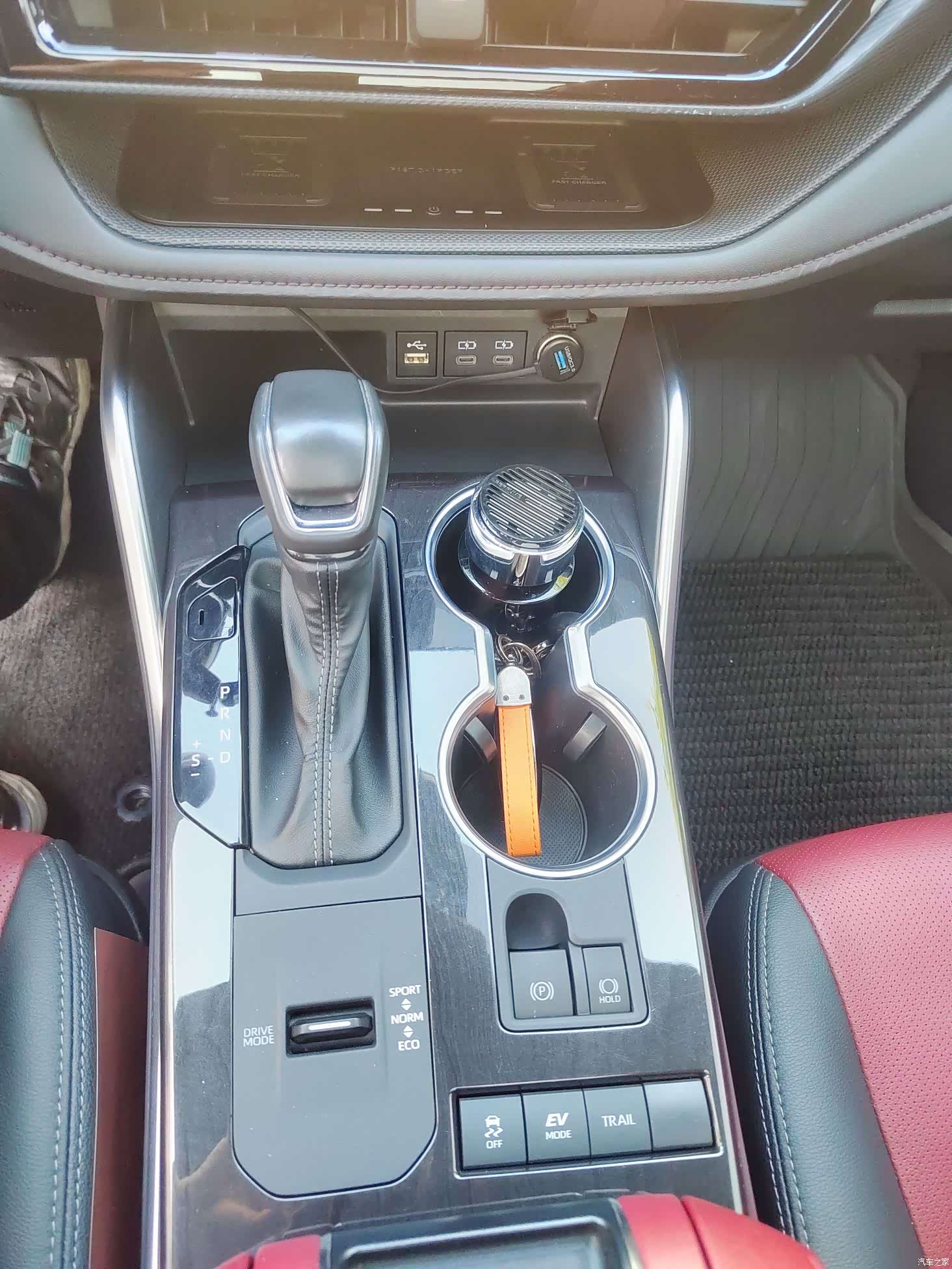 Toyota Crown, 2022 15