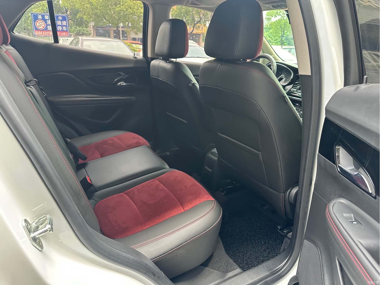 Buick Encore, 2016 11