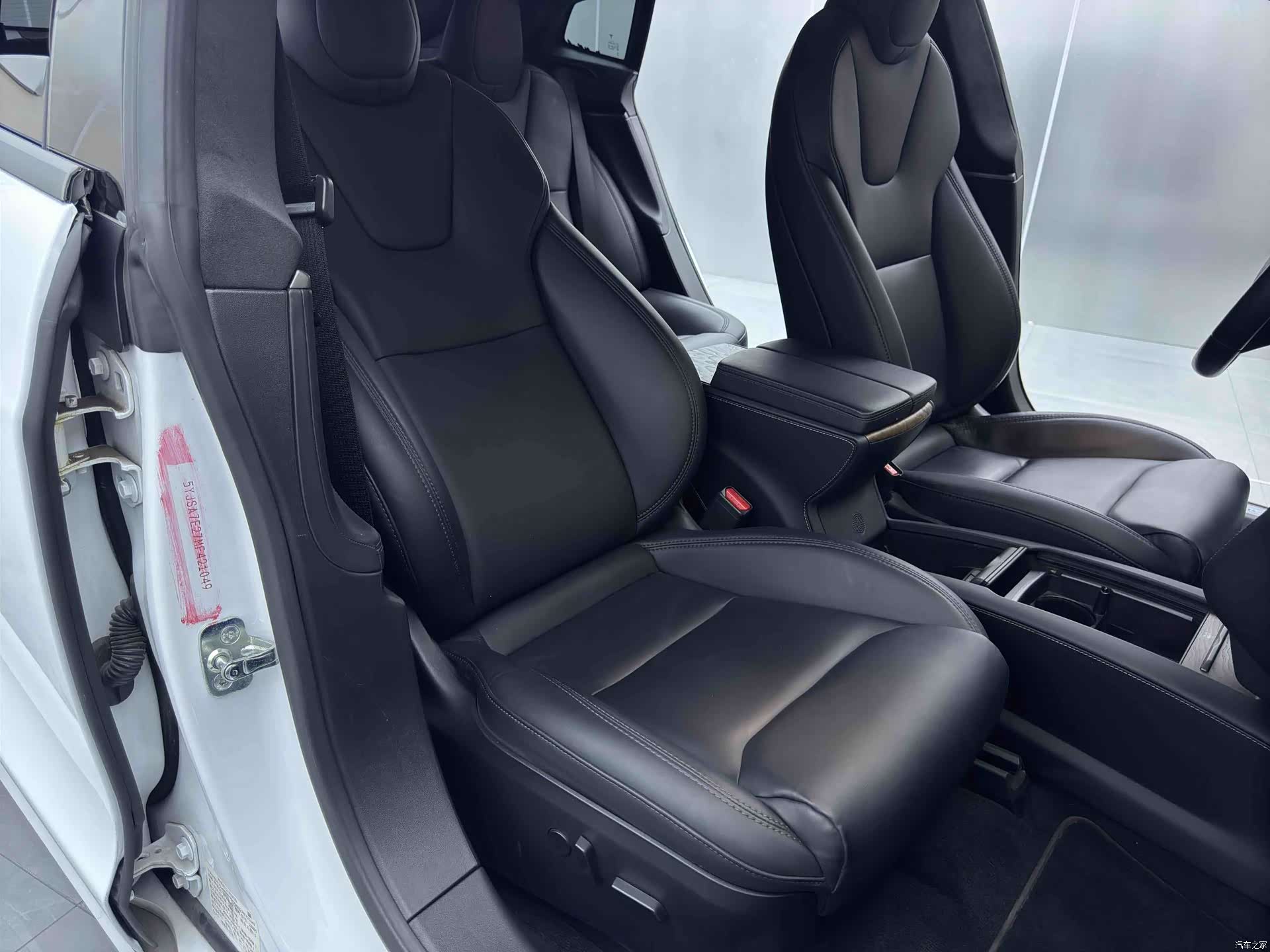 Tesla Model S, 2021 16