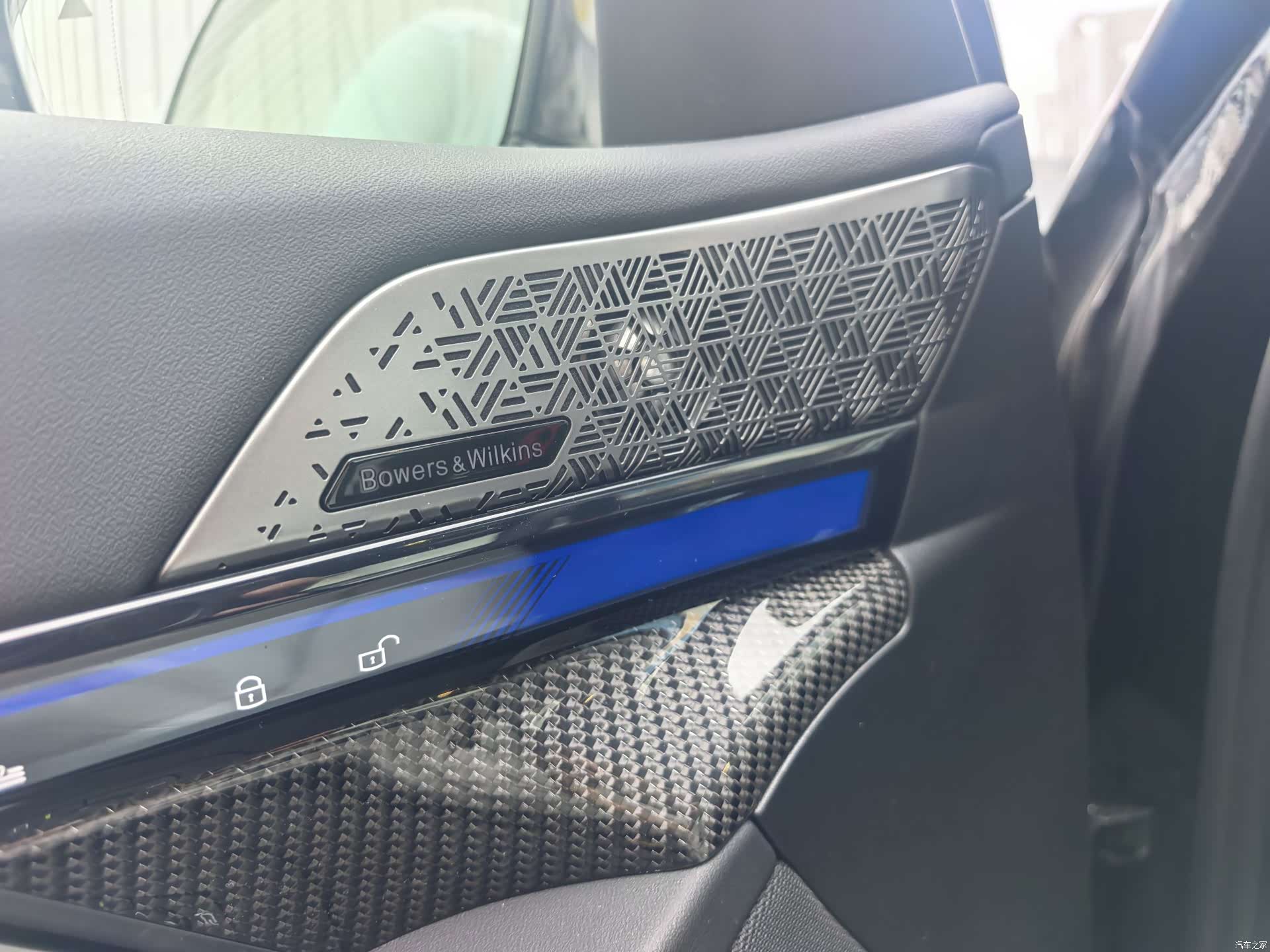 BMW M5, 2023 9