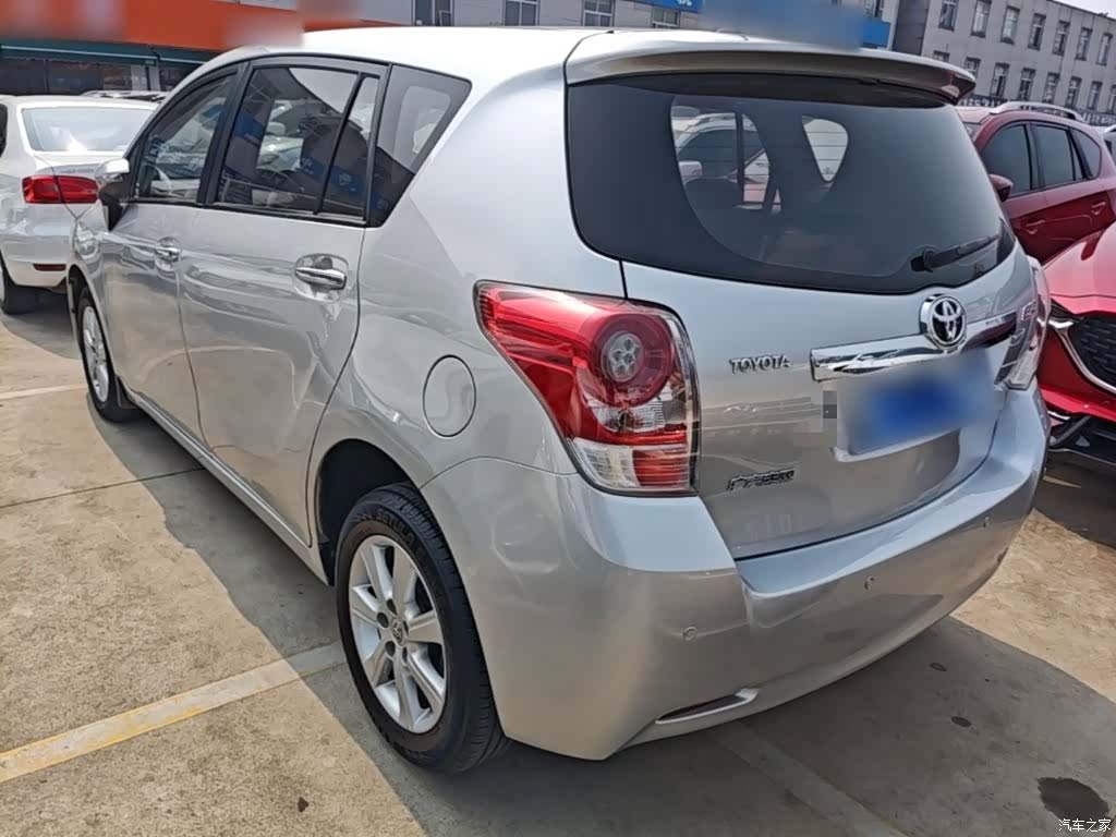 Toyota 180E, 2015 все фото