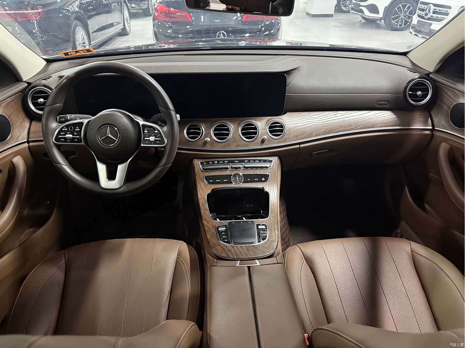 Mercedes-Benz E-Class, 2019 8