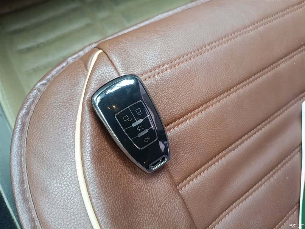 BAIC D50, 2017 9