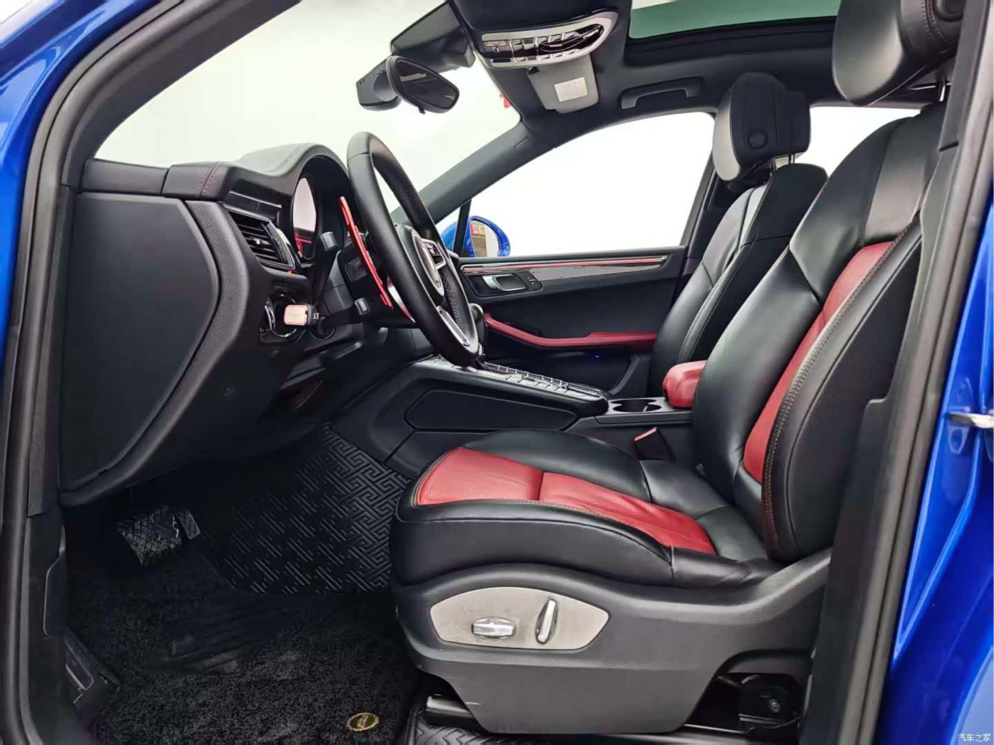 Porsche Macan, 2018 все фото