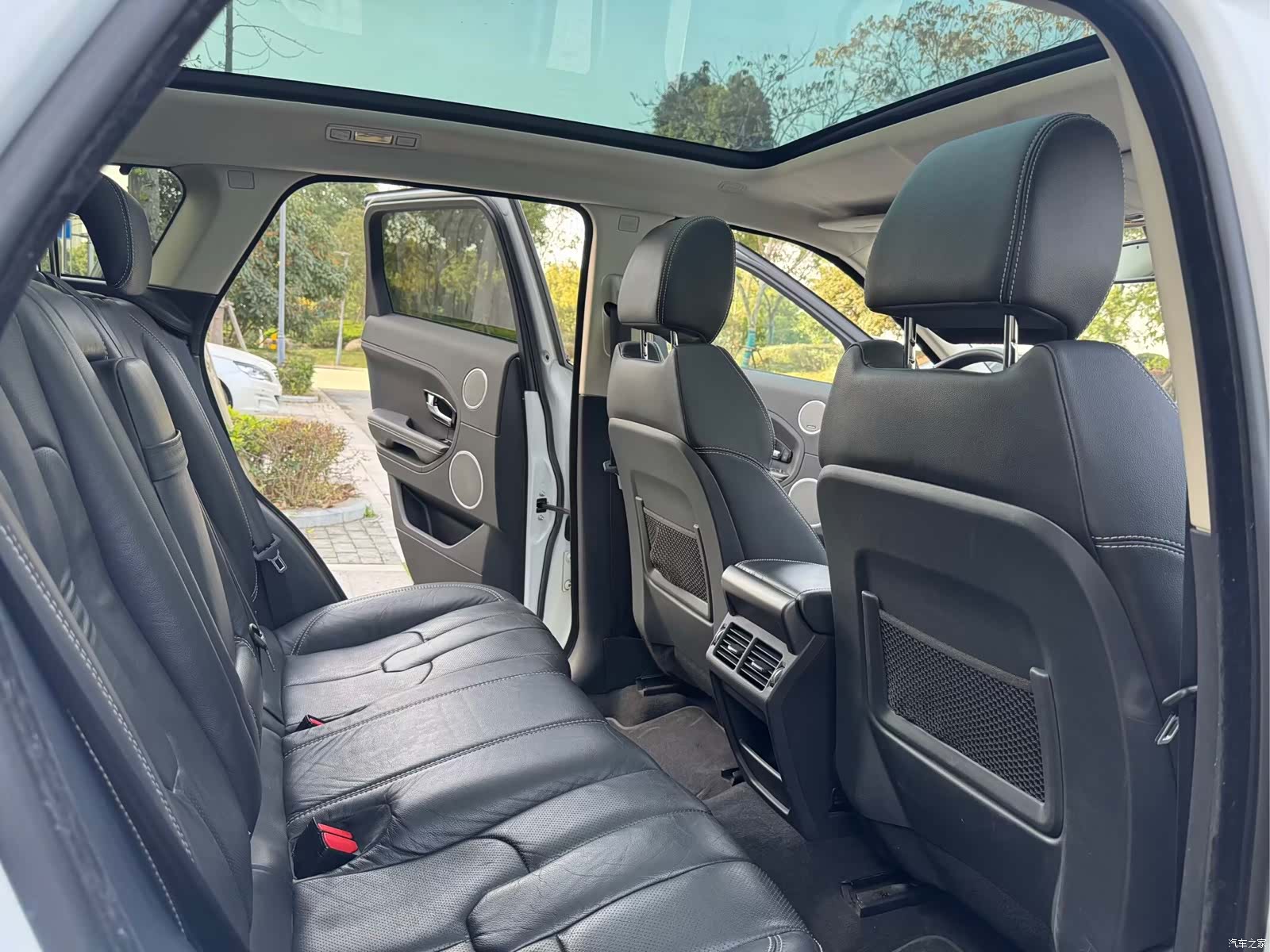 Land Rover Range Rover, 2012 9