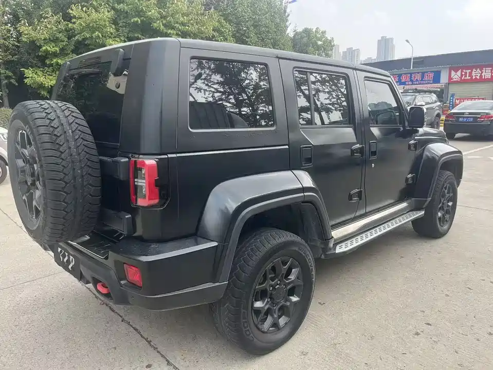Beijing BJ40