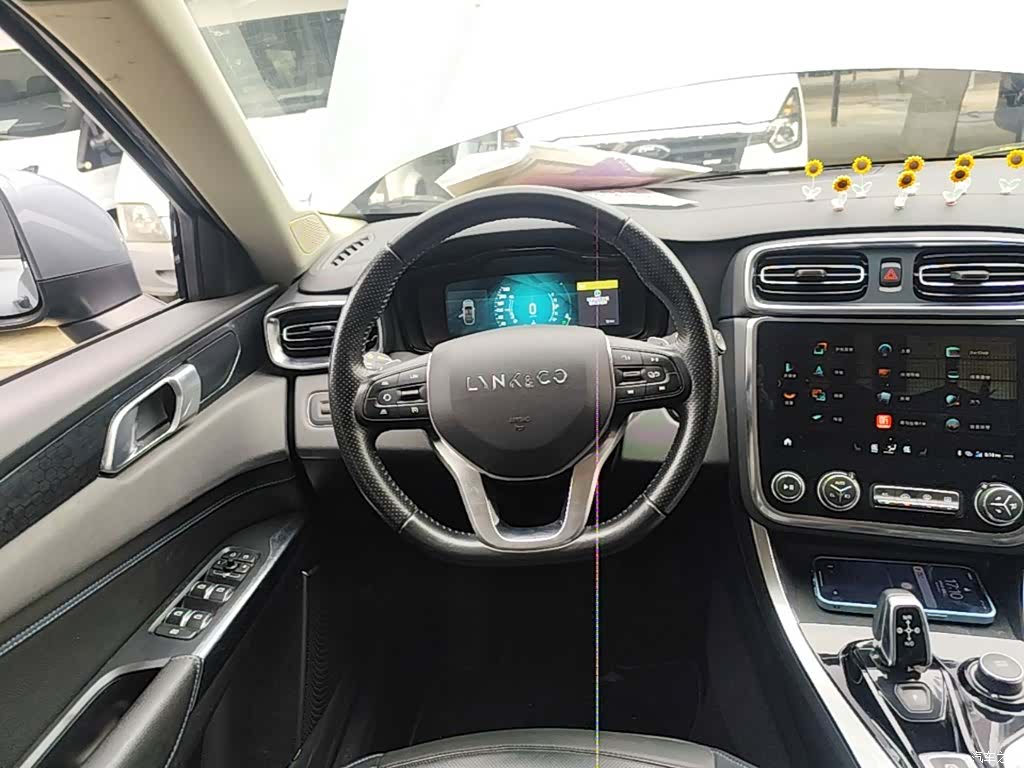 Lynk & Co 01, 2019 11