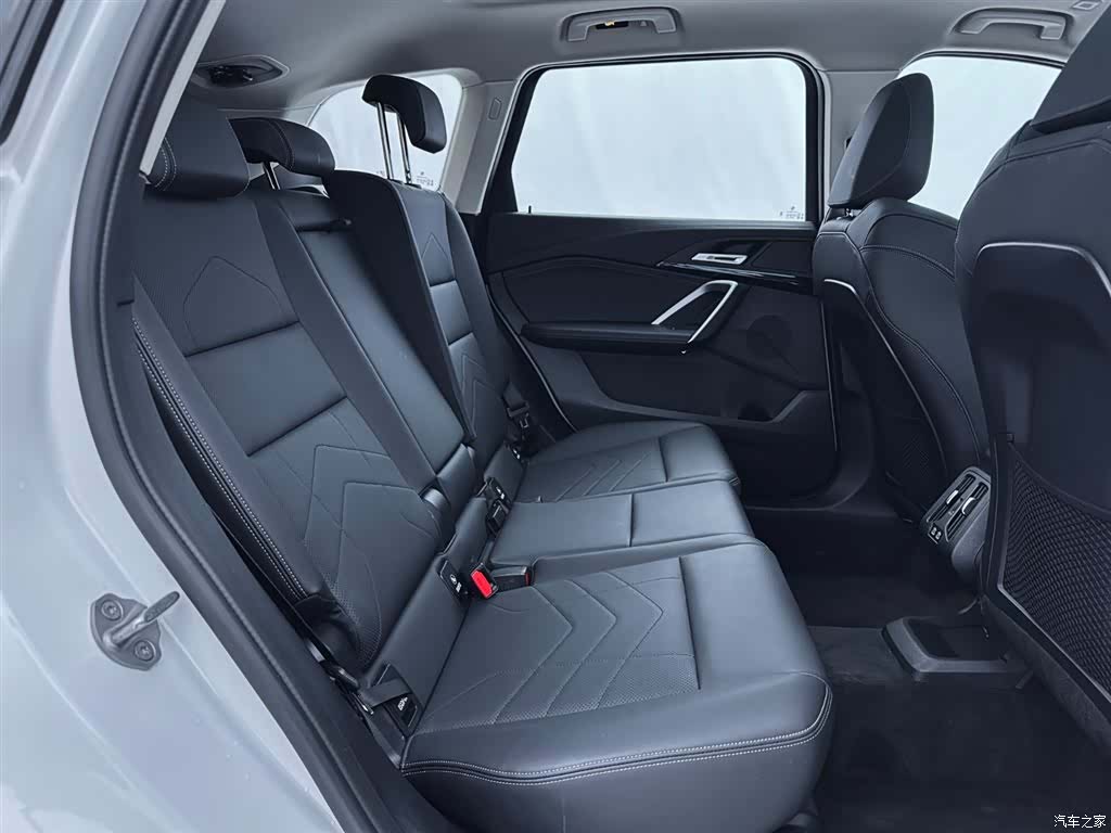 BMW X1, 2024 15