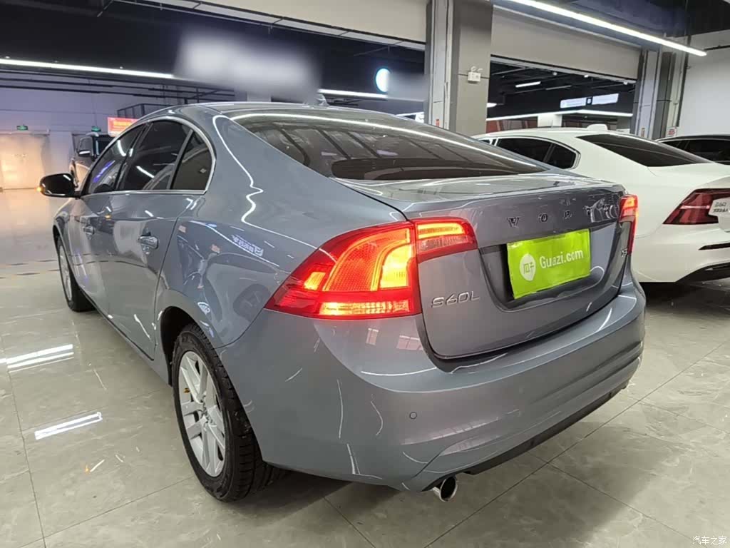 Volvo S60, 2017 все фото