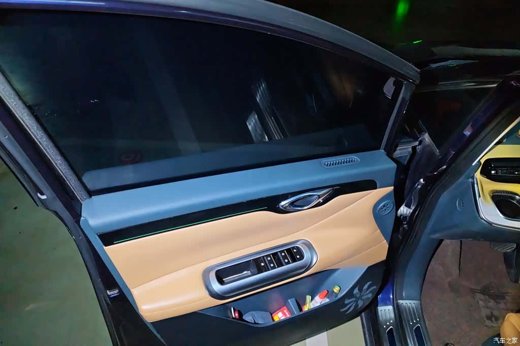 Trumpchi E8, 2023 7