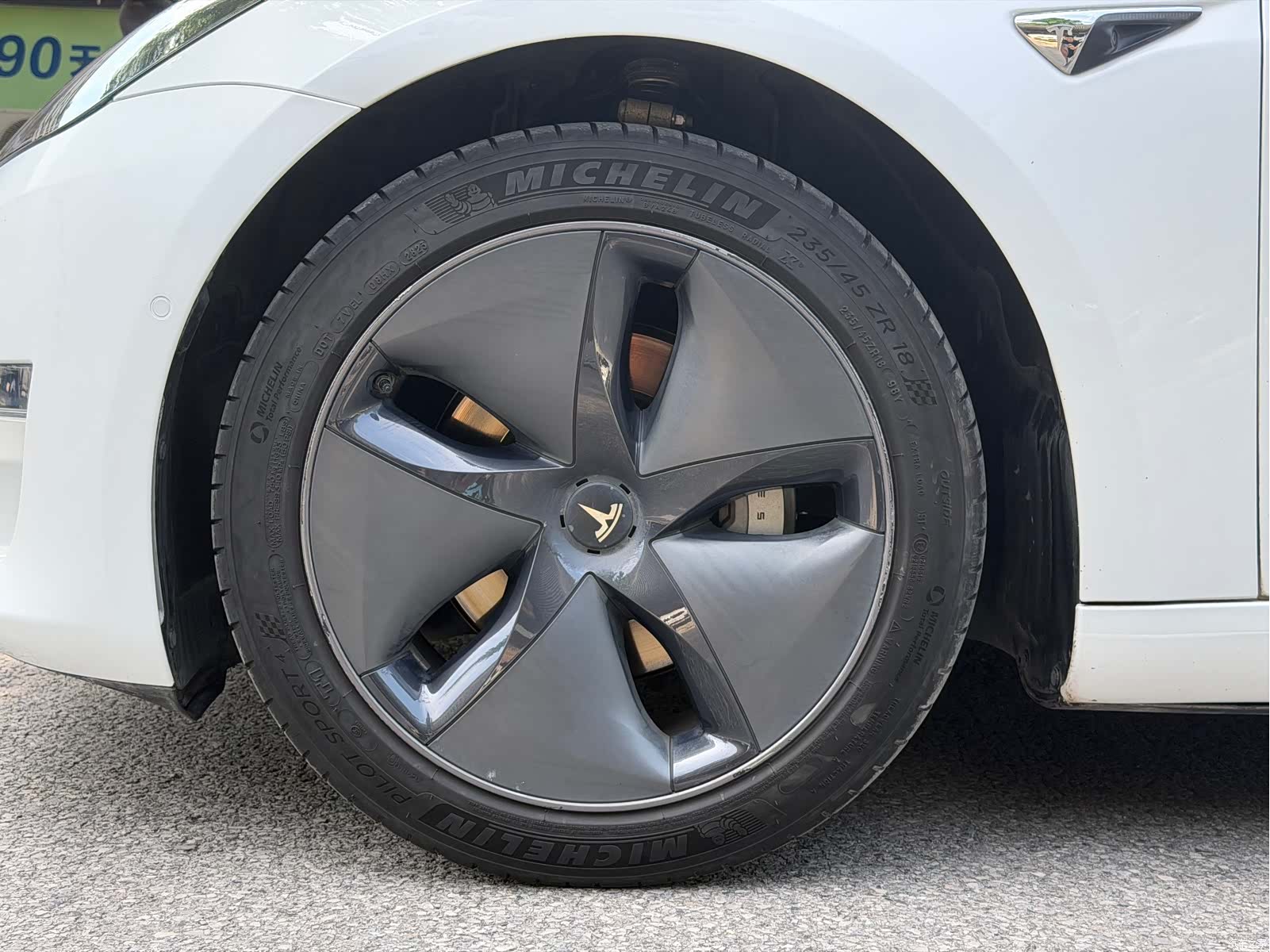 Tesla Model 3, 2020 все фото