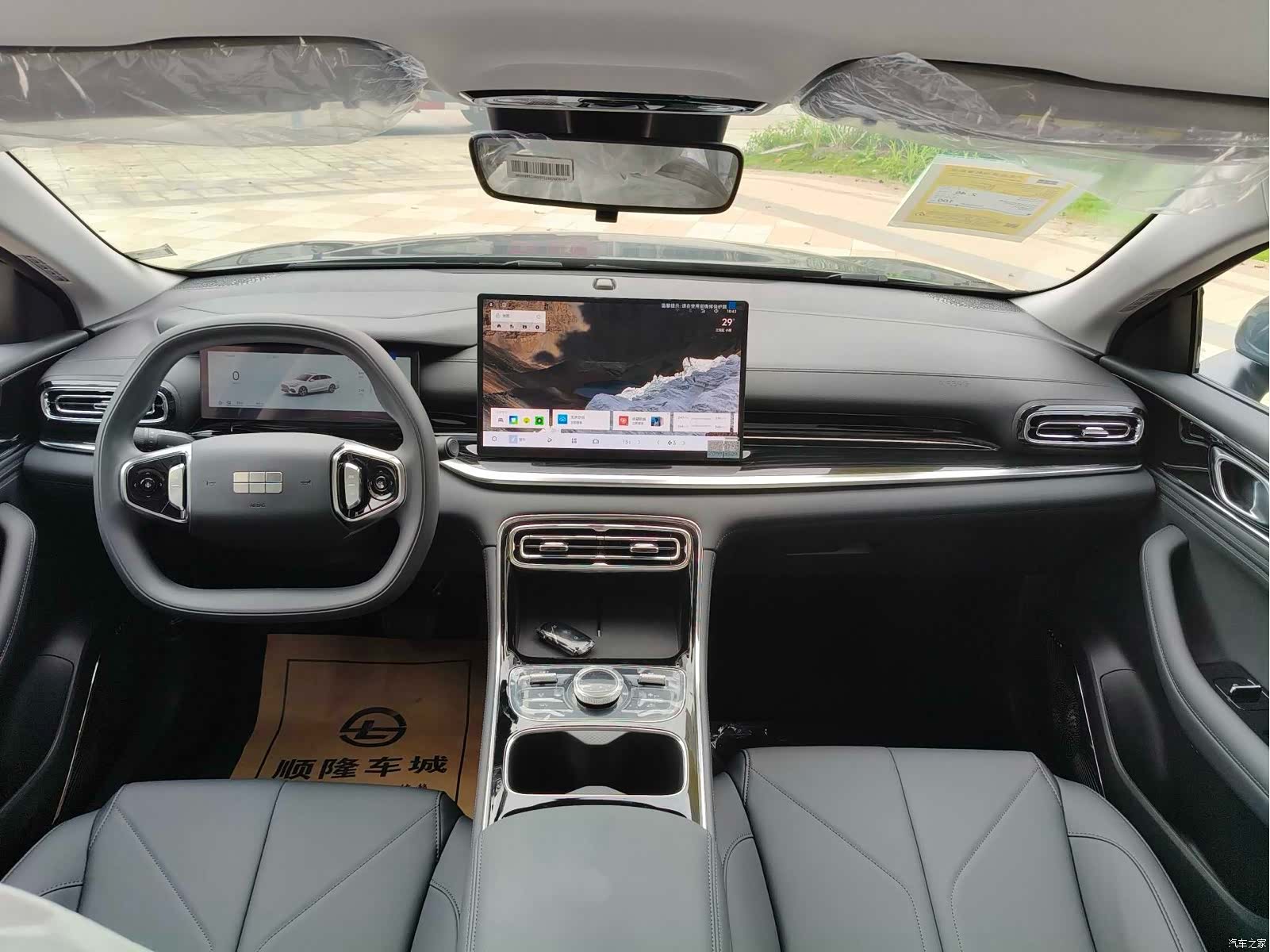 Geely 6, 2026 все фото