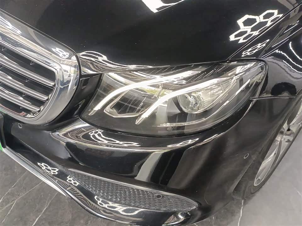 Mercedes-Benz E-class Mercedes-Benz E-class