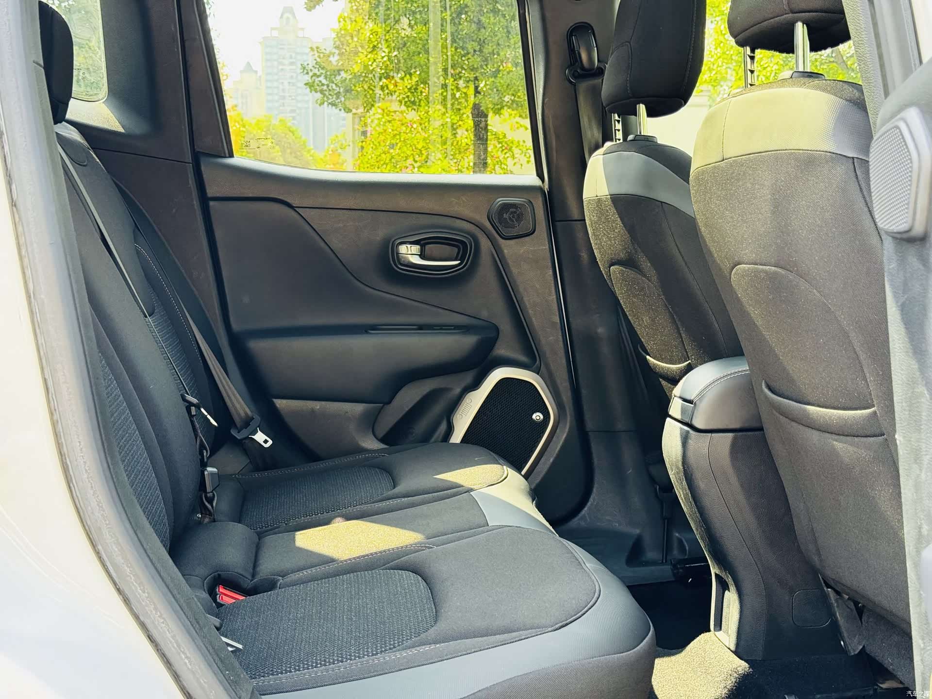 Jeep Renegade, 2017 14