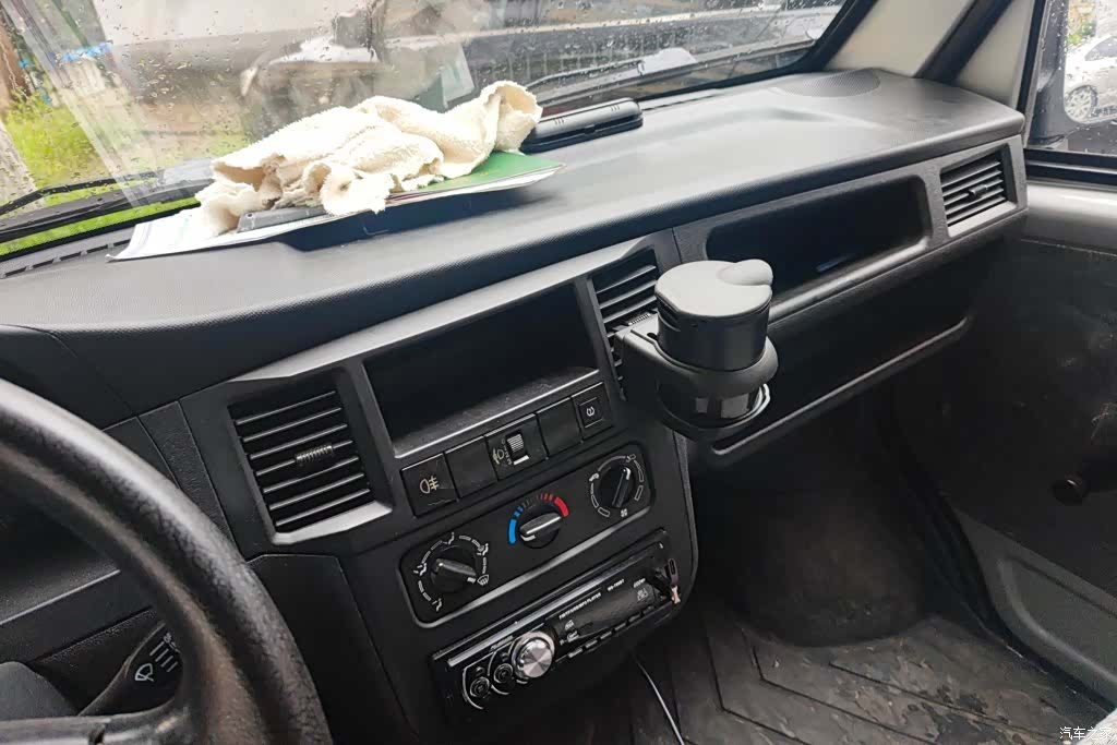 Wuling VI, 2022 13