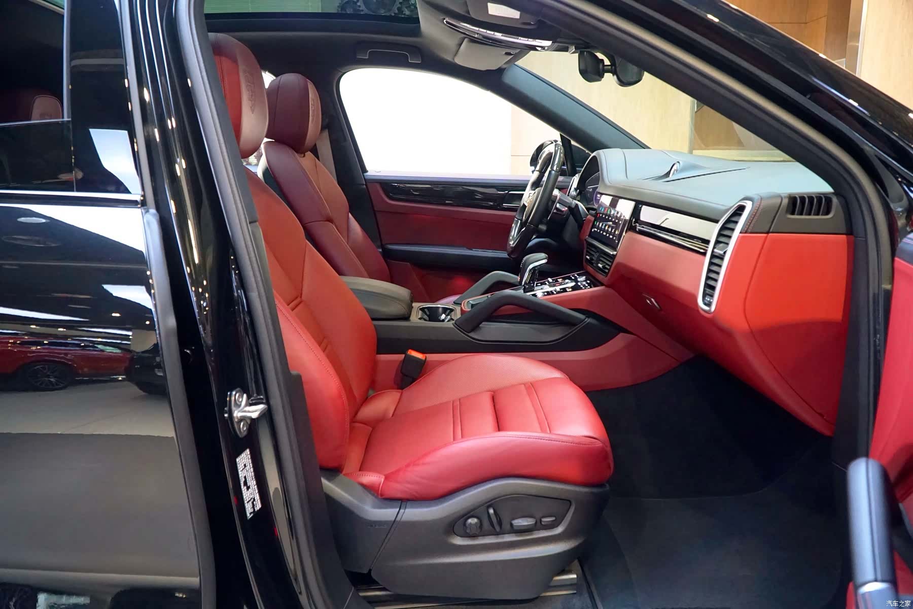 Porsche Cayenne, 2023 8