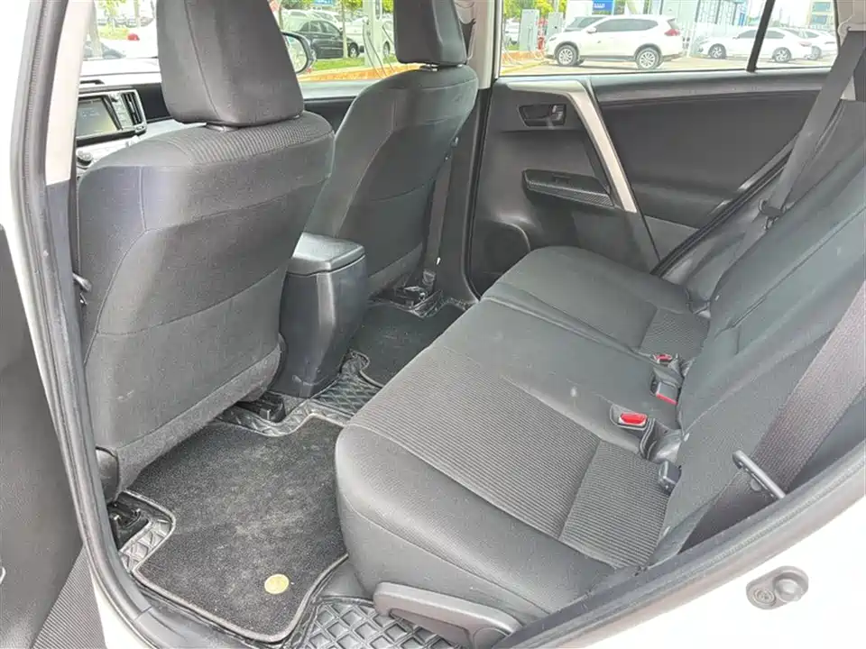 Toyota RAV4 Rongfang