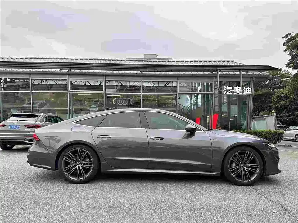 Audi A7