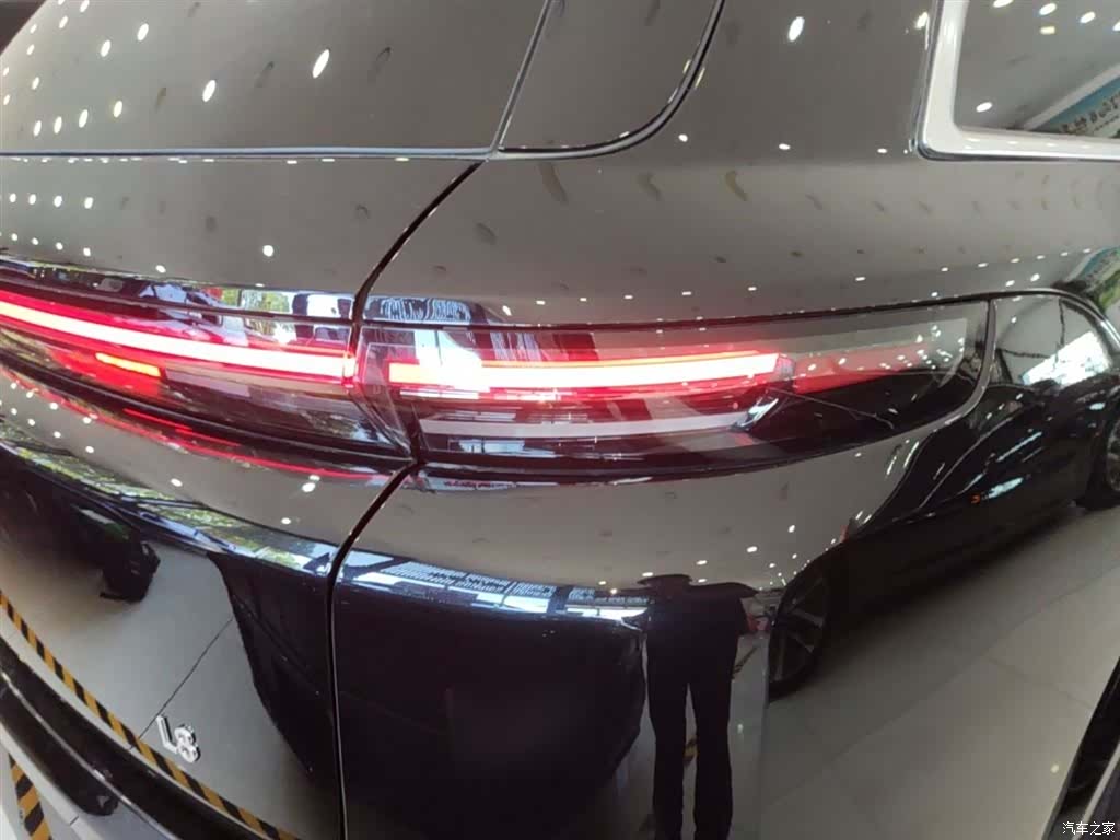 Li Auto L8, 2024 8