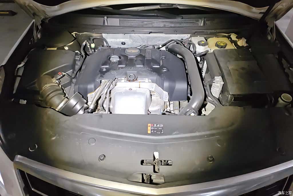 Cadillac XTS, 2016 10