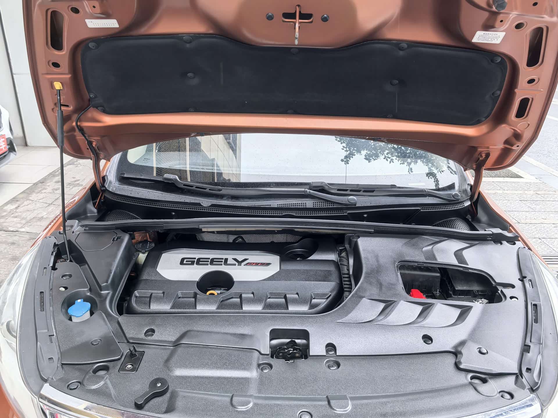 Geely Emgrand, 2017 15