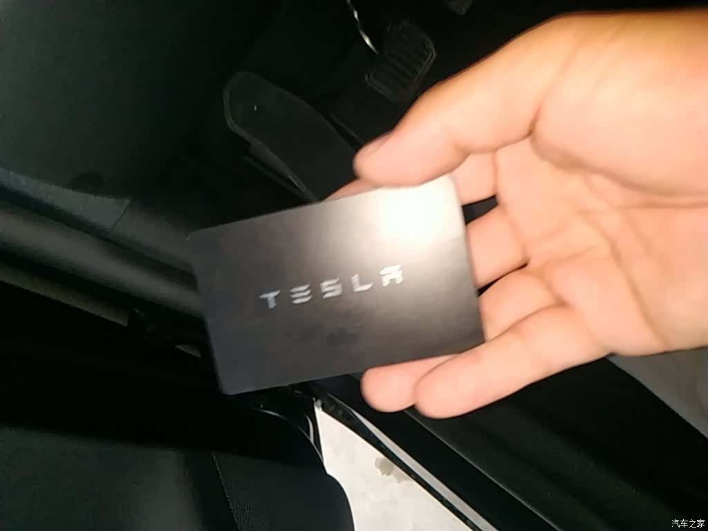 Tesla Model Y, 2024 9