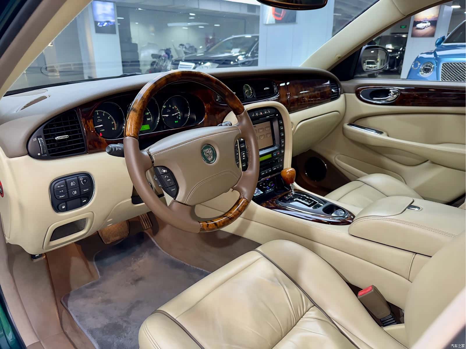 Jaguar XJ, 2006 все фото