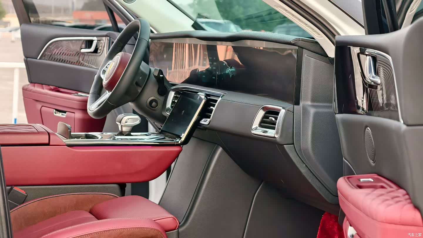 Hongqi E-HS9, 2022 9