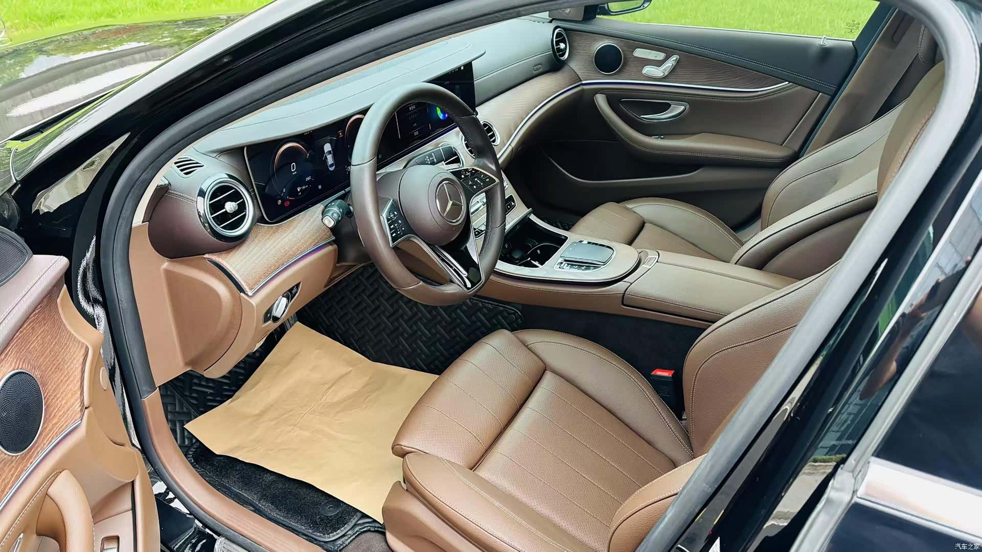 Mercedes-Benz E-Class, 2023 7