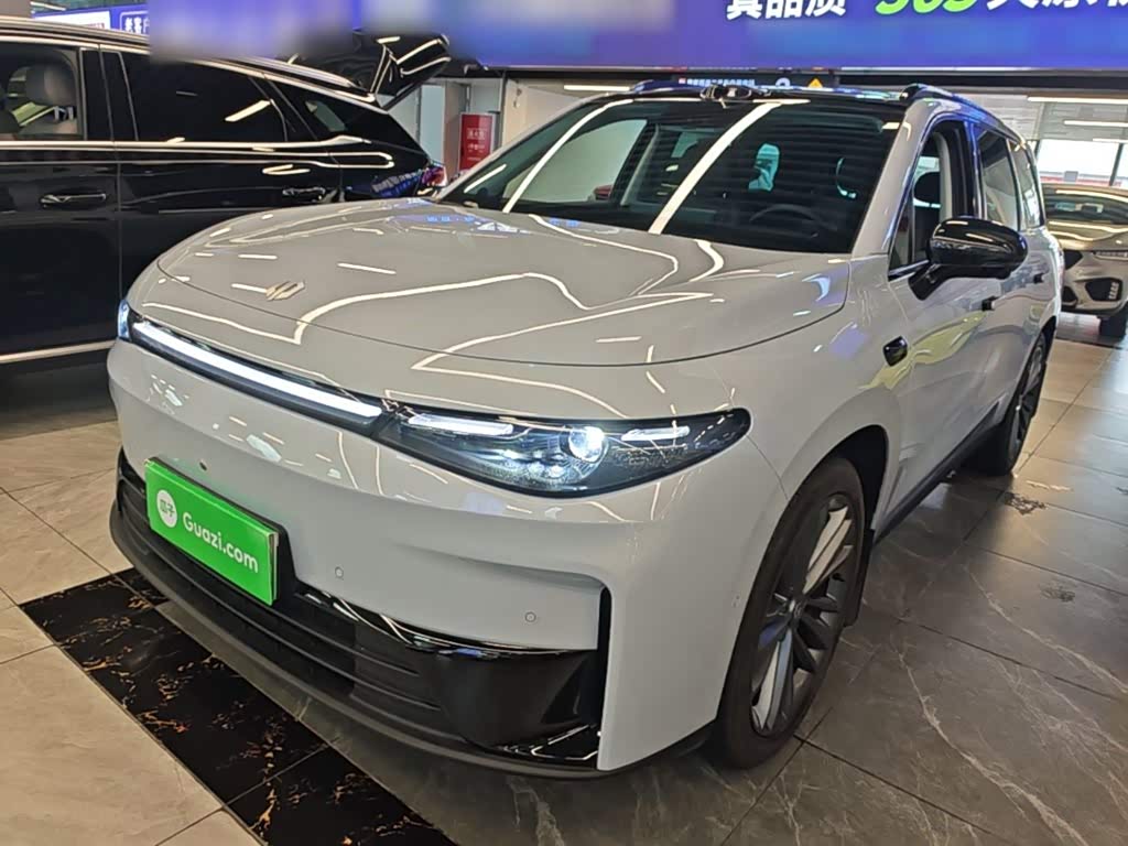 Leapmotor C16