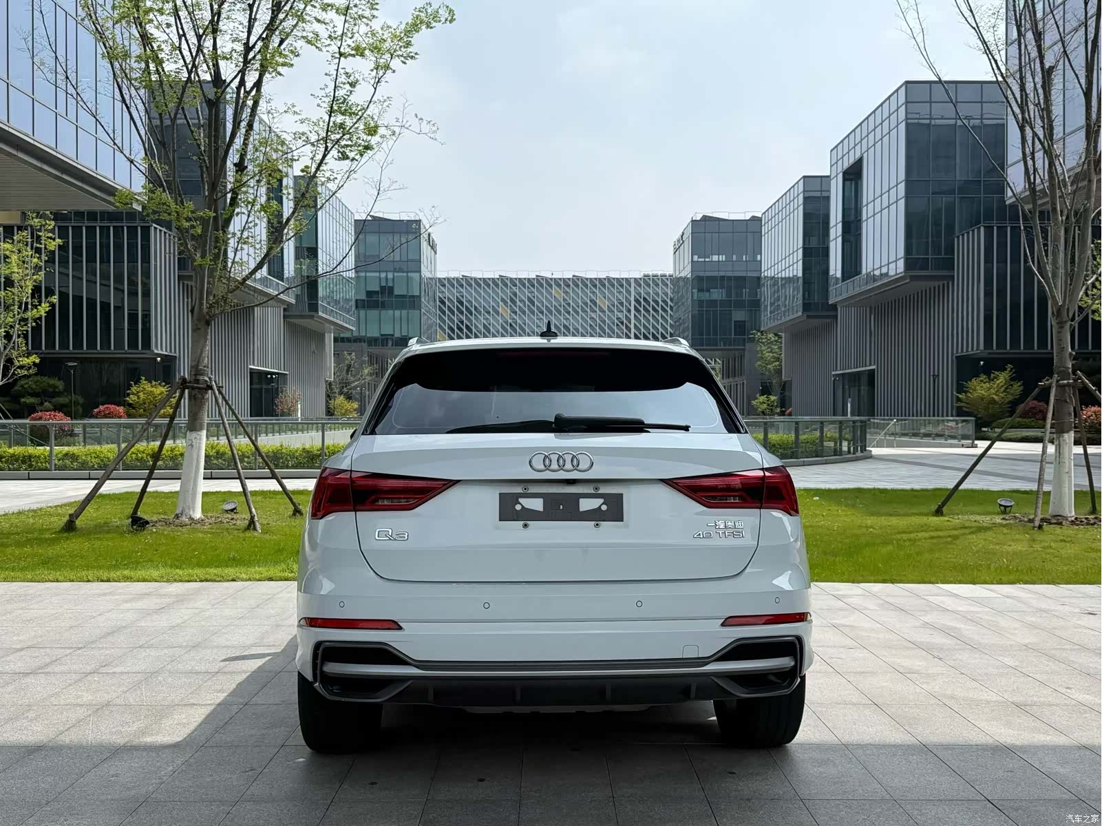 Audi Q3, 2021 4