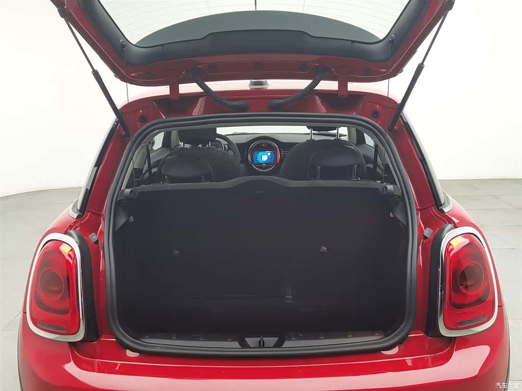 Mini ONE, 2021 16