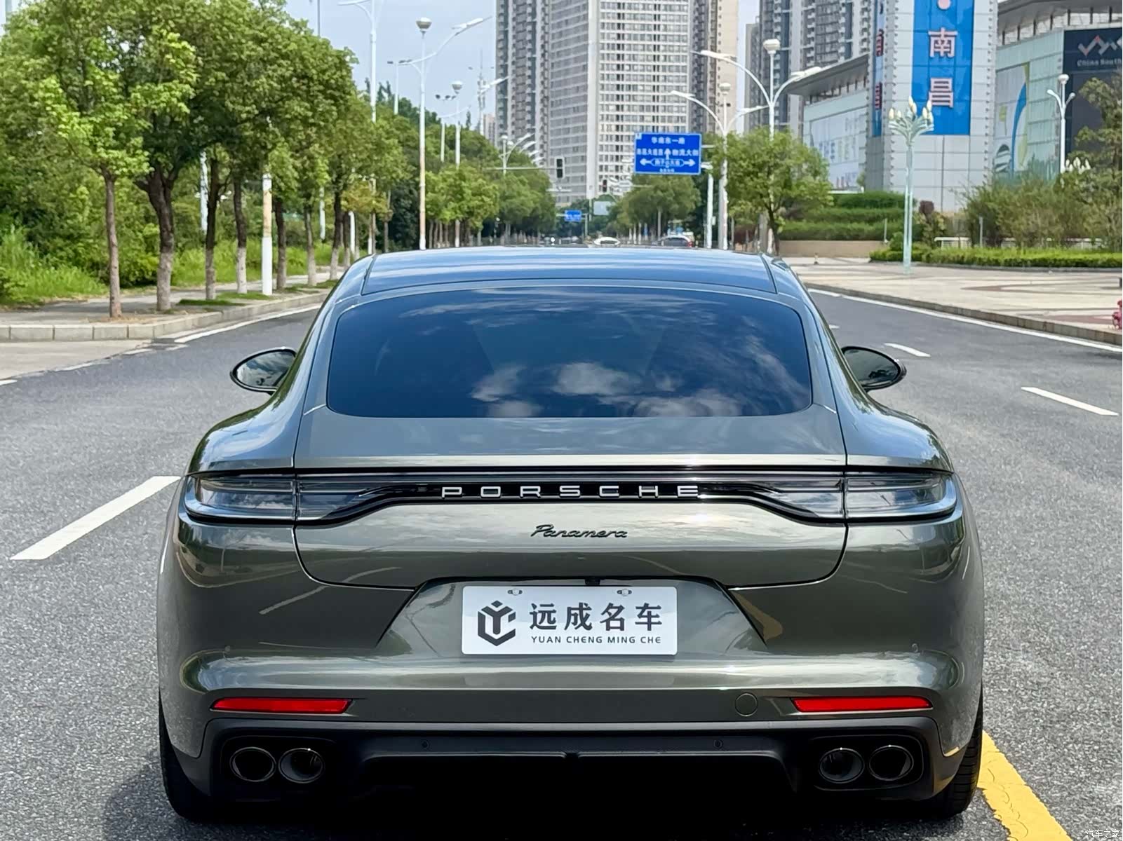 Porsche Panamera, 2023 6