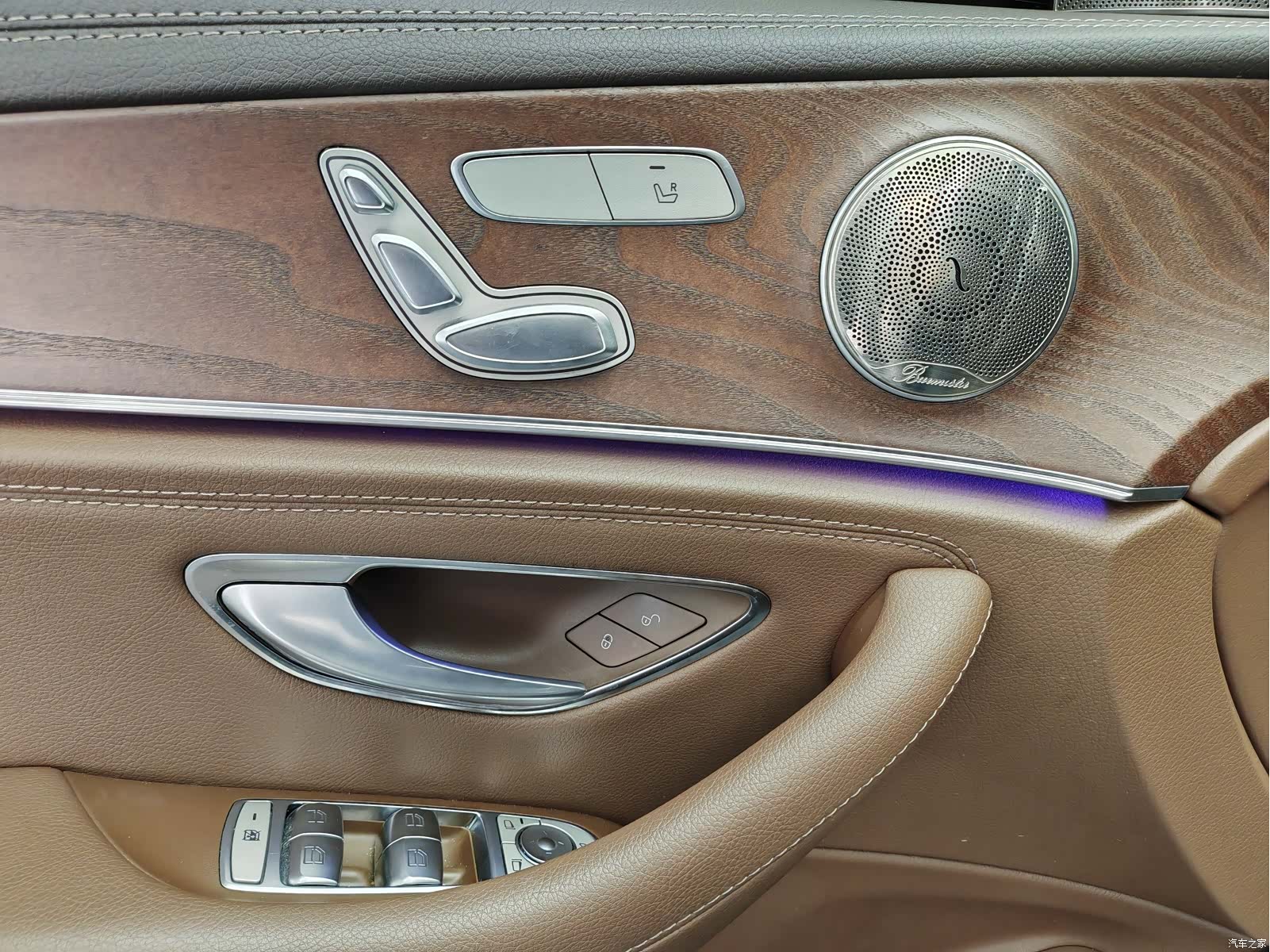 Mercedes-Benz E-Class, 2023 18