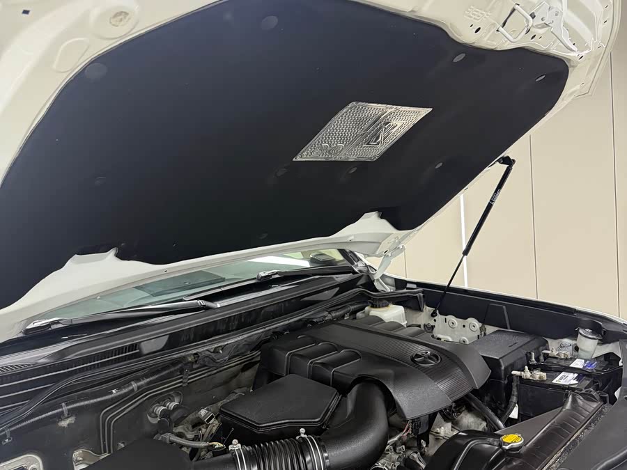 Toyota Land Cruiser 2016, фото 27