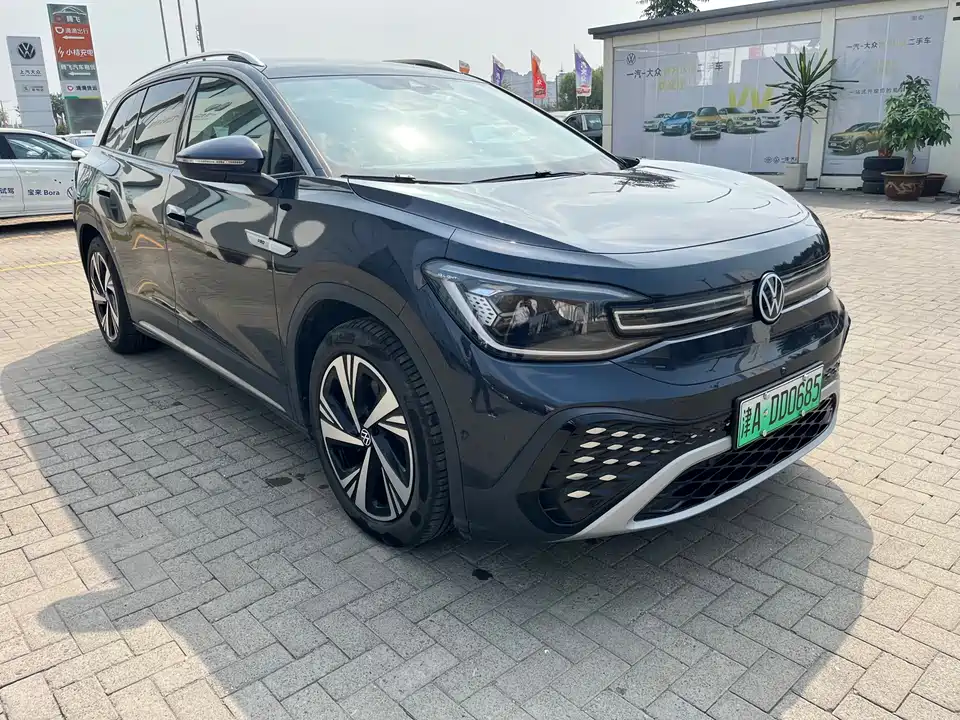 Volkswagen ID.6 CROZZ