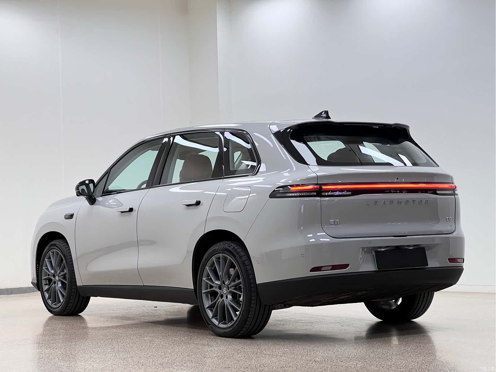 Leapmotor C10, 2025 все фото