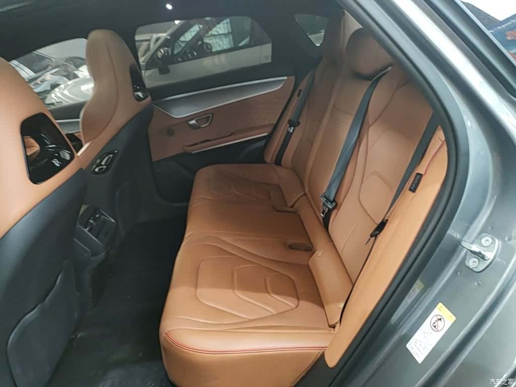 BYD Han, 2023 13