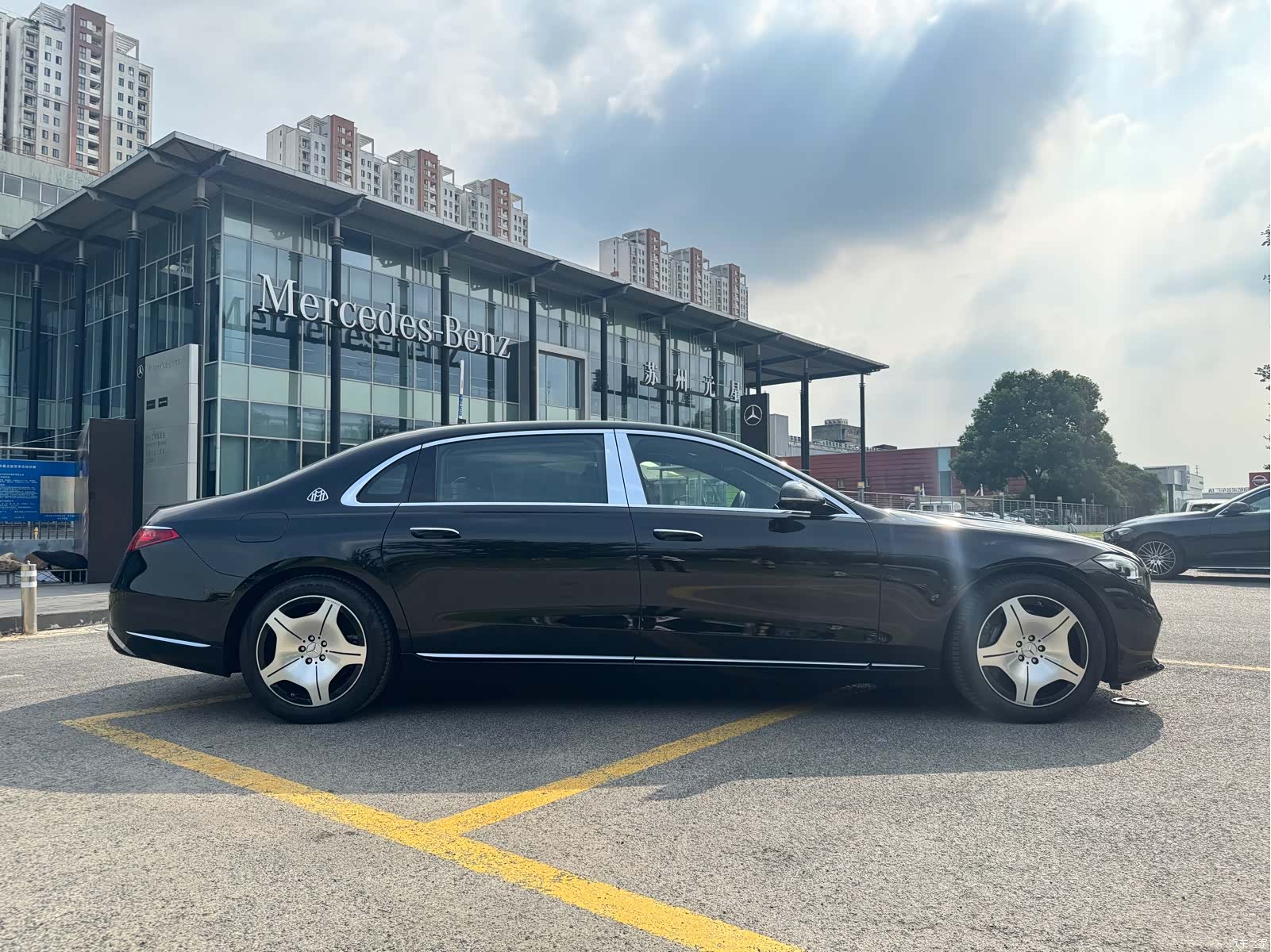 Maybach S-Class, 2023 все фото