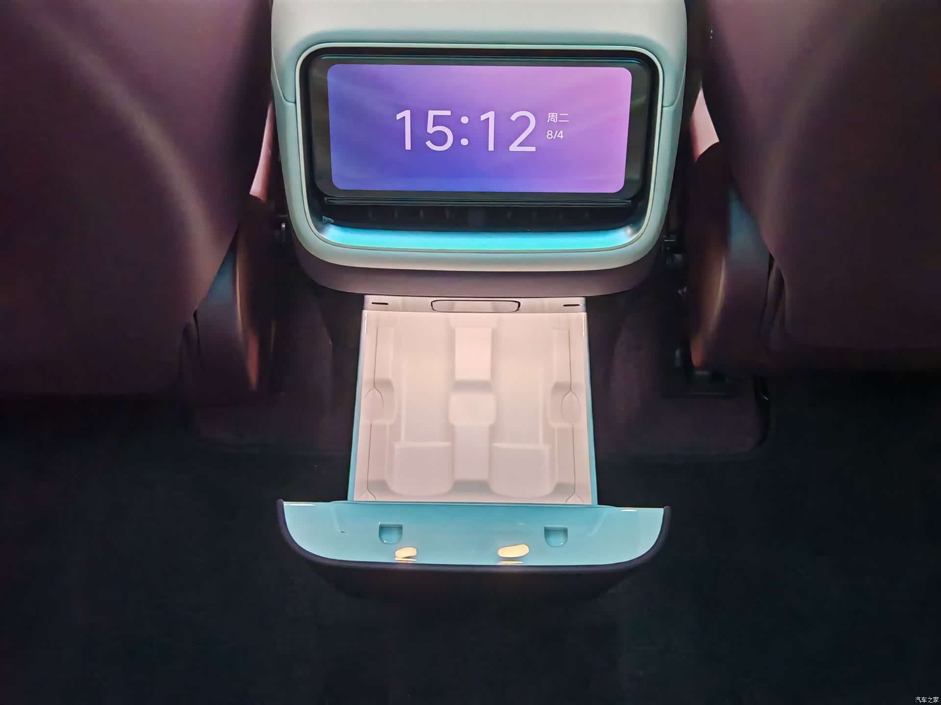 Xiaomi YU7, 2025 10