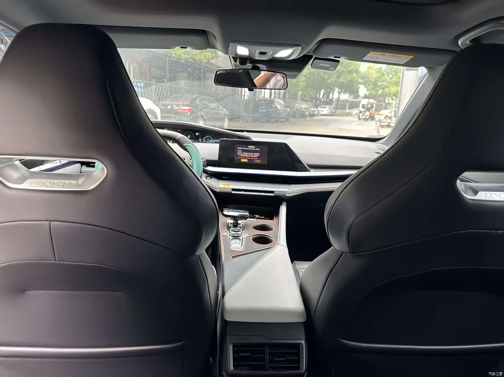 Changan UNI-V, 2022 9