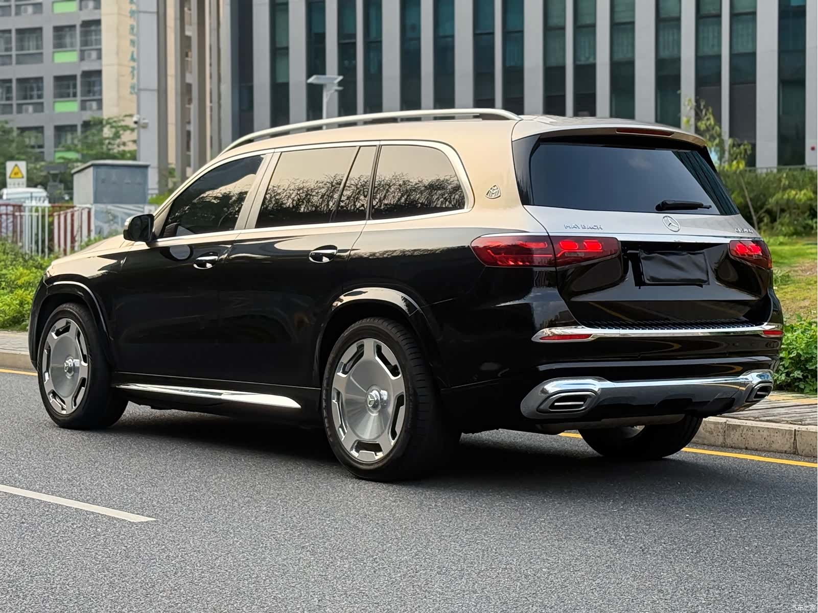 Mercedes-Benz GLS, 2025 15