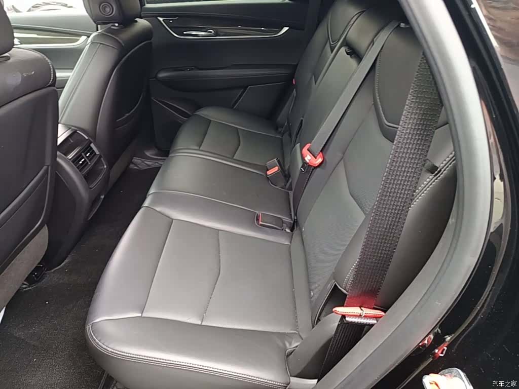 Cadillac XT5, 2024 17