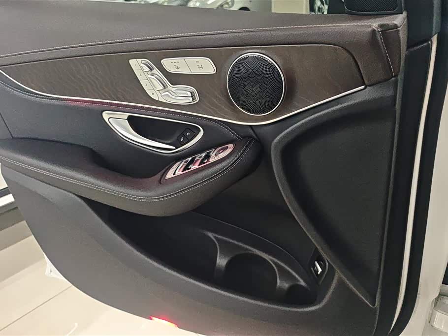 Mercedes-Benz GLC Mercedes-Benz GLC